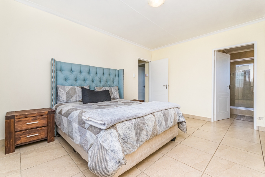 4 Bedroom Property for Sale in Mindalore Gauteng