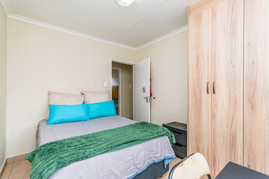 4 Bedroom Property for Sale in Mindalore Gauteng
