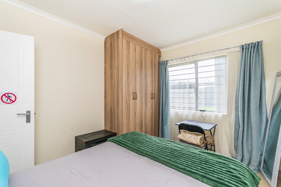 4 Bedroom Property for Sale in Mindalore Gauteng