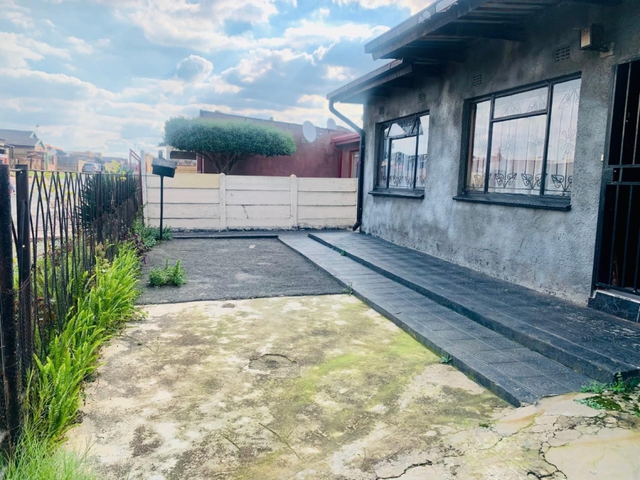 3 Bedroom Property for Sale in Kwa Thema Gauteng