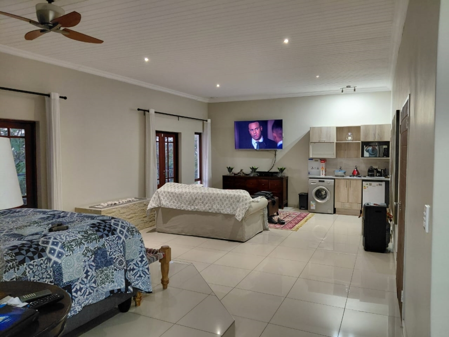 8 Bedroom Property for Sale in Groenkloof Gauteng