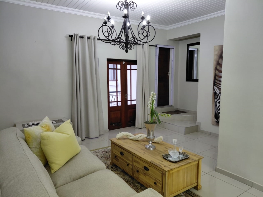 8 Bedroom Property for Sale in Groenkloof Gauteng
