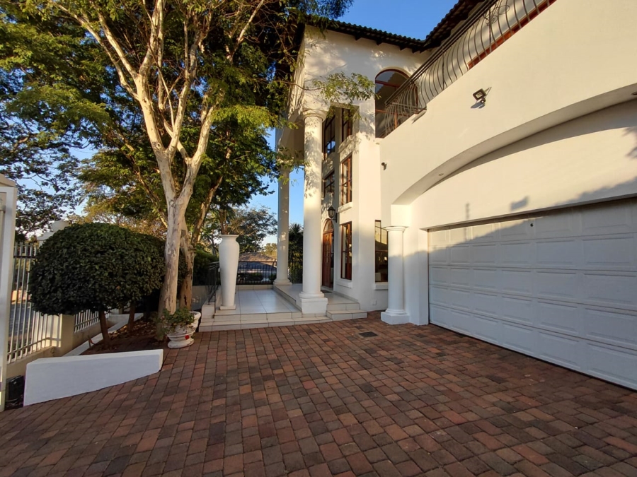 8 Bedroom Property for Sale in Groenkloof Gauteng