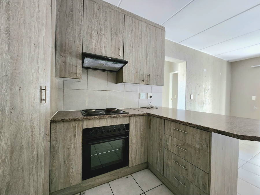 2 Bedroom Property for Sale in Wilgeheuwel Gauteng