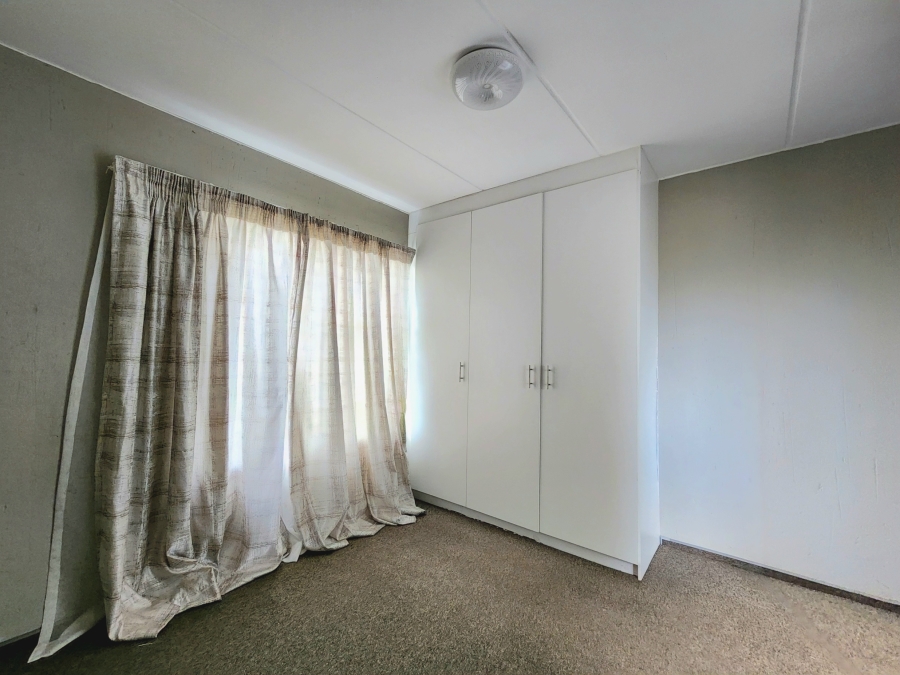 2 Bedroom Property for Sale in Wilgeheuwel Gauteng