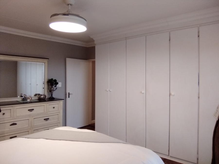 3 Bedroom Property for Sale in Amorosa Gauteng