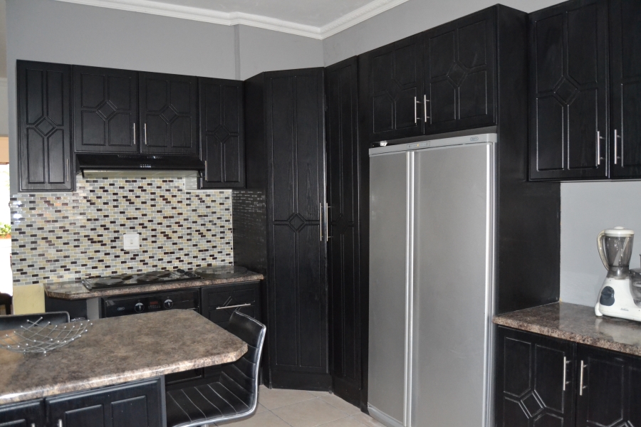 3 Bedroom Property for Sale in Toekomsrus Gauteng