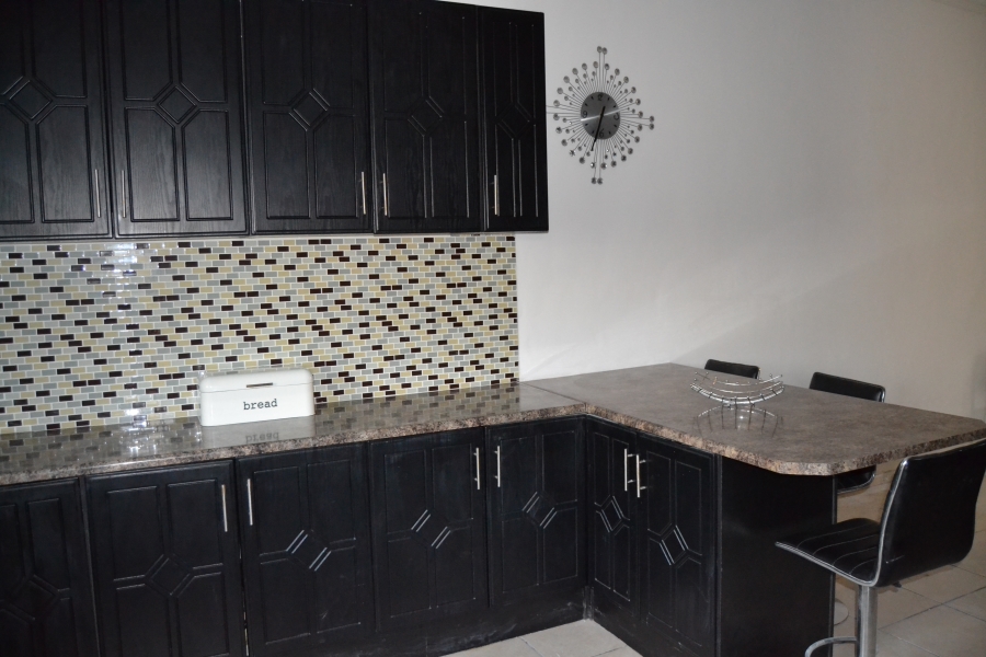 3 Bedroom Property for Sale in Toekomsrus Gauteng