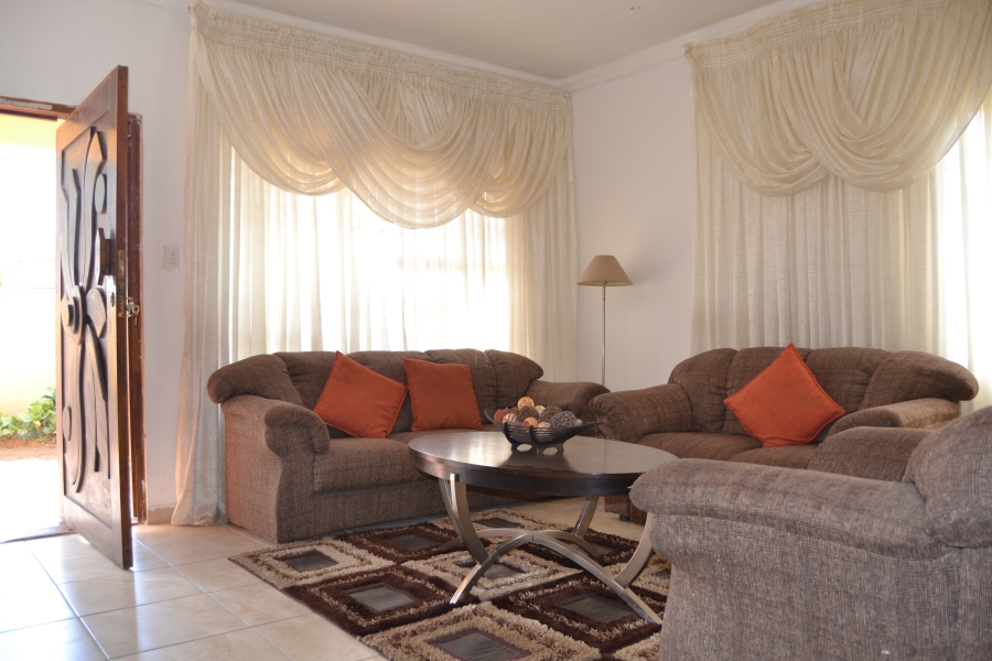 3 Bedroom Property for Sale in Toekomsrus Gauteng
