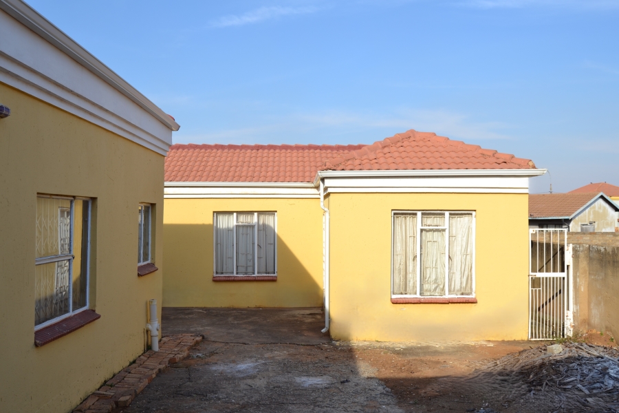3 Bedroom Property for Sale in Toekomsrus Gauteng