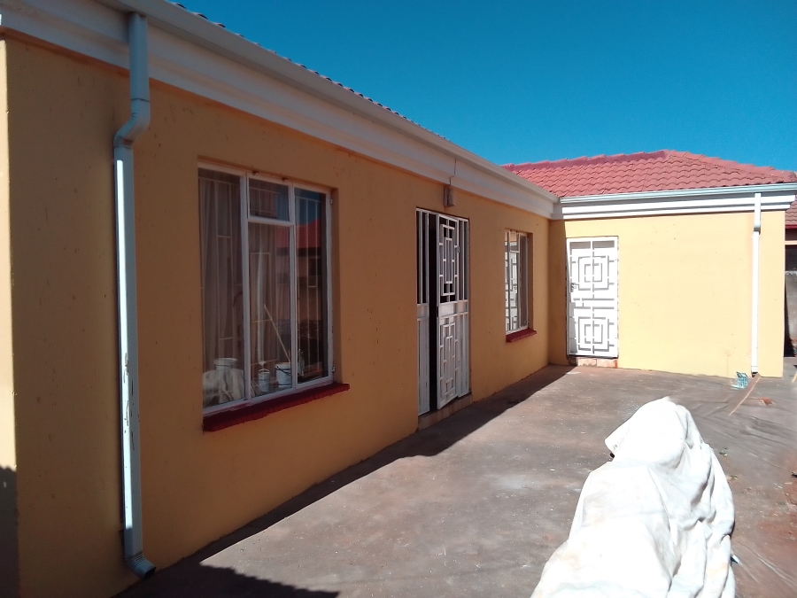 3 Bedroom Property for Sale in Toekomsrus Gauteng