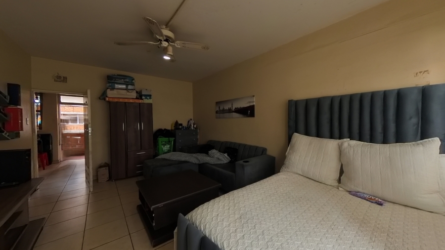 1 Bedroom Property for Sale in Sunnyside Gauteng