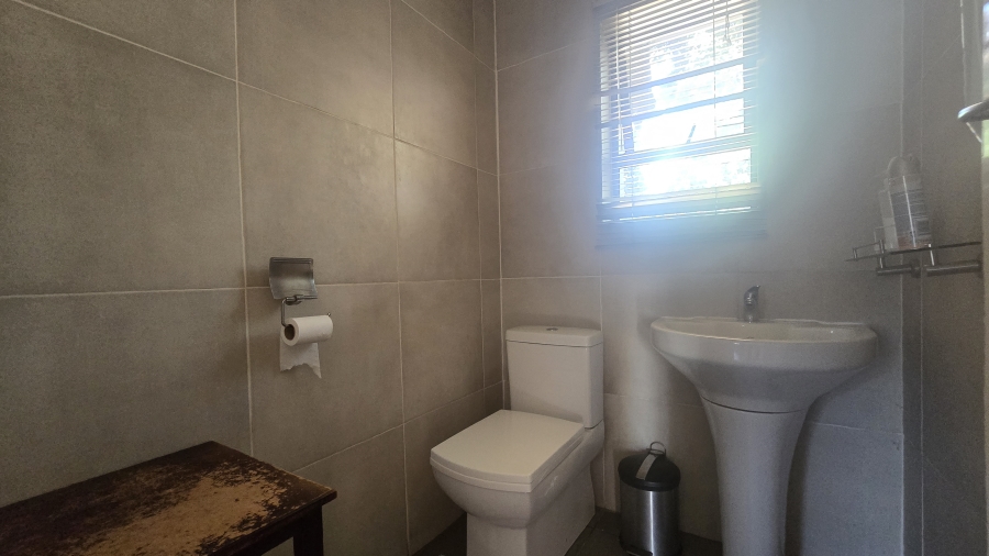 3 Bedroom Property for Sale in Garsfontein Gauteng
