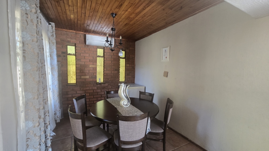 3 Bedroom Property for Sale in Garsfontein Gauteng
