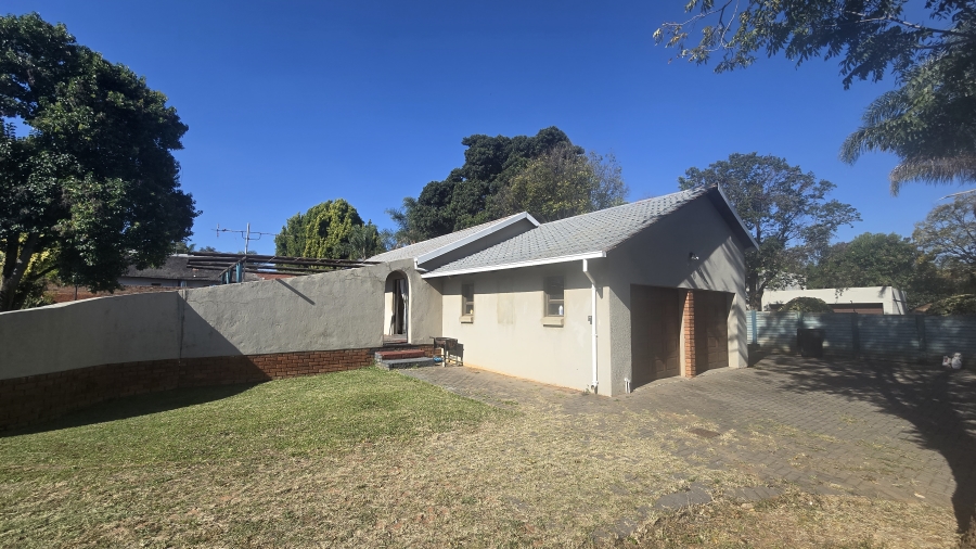 3 Bedroom Property for Sale in Garsfontein Gauteng