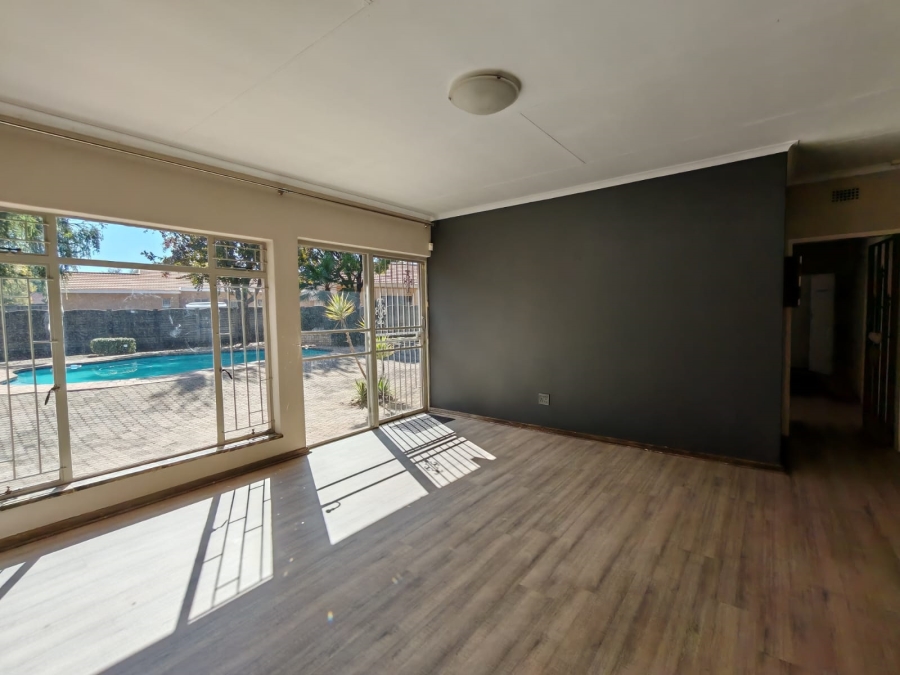 4 Bedroom Property for Sale in Three Rivers East Gauteng