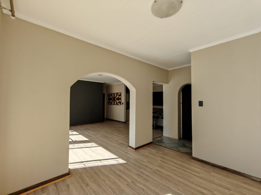 4 Bedroom Property for Sale in Three Rivers East Gauteng
