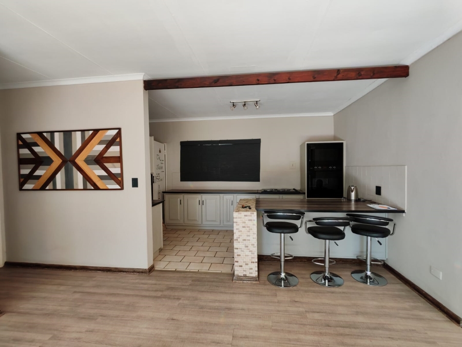 4 Bedroom Property for Sale in Three Rivers East Gauteng
