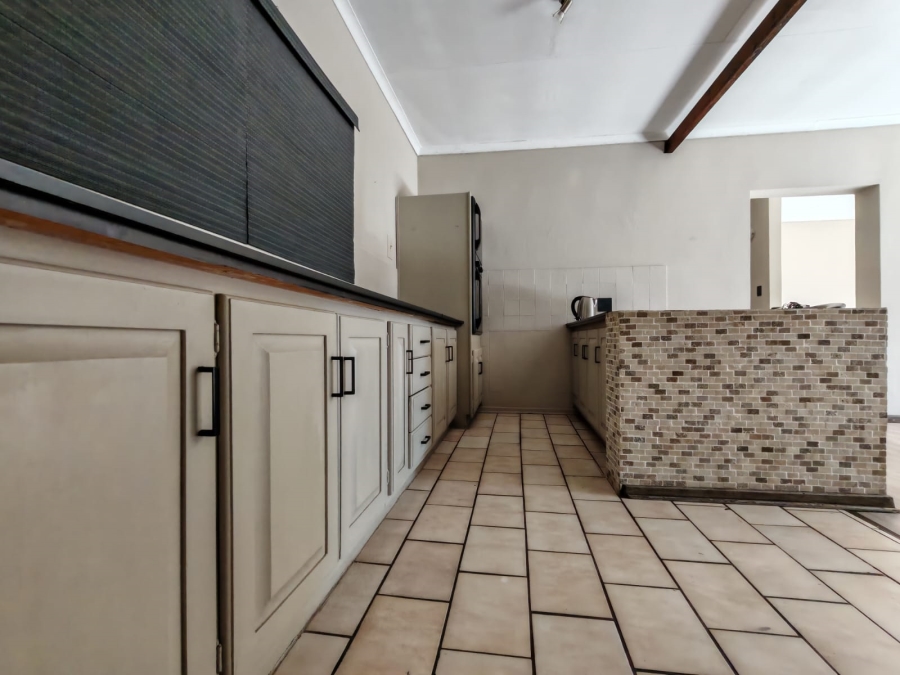 4 Bedroom Property for Sale in Three Rivers East Gauteng