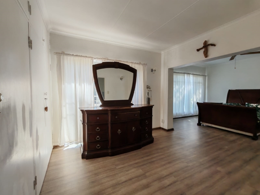 4 Bedroom Property for Sale in Three Rivers East Gauteng