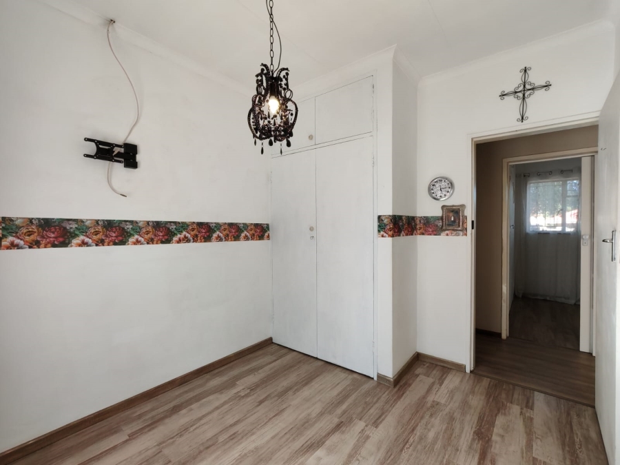 4 Bedroom Property for Sale in Three Rivers East Gauteng