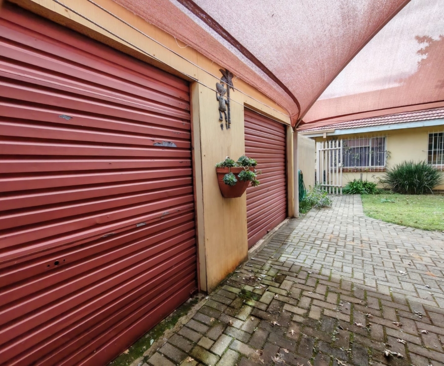 3 Bedroom Property for Sale in Risiville Gauteng