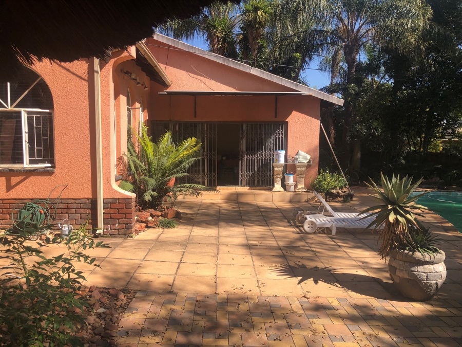 4 Bedroom Property for Sale in Sunninghill Gauteng