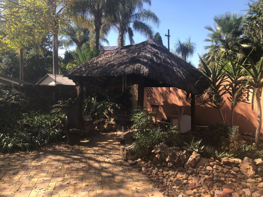 4 Bedroom Property for Sale in Sunninghill Gauteng