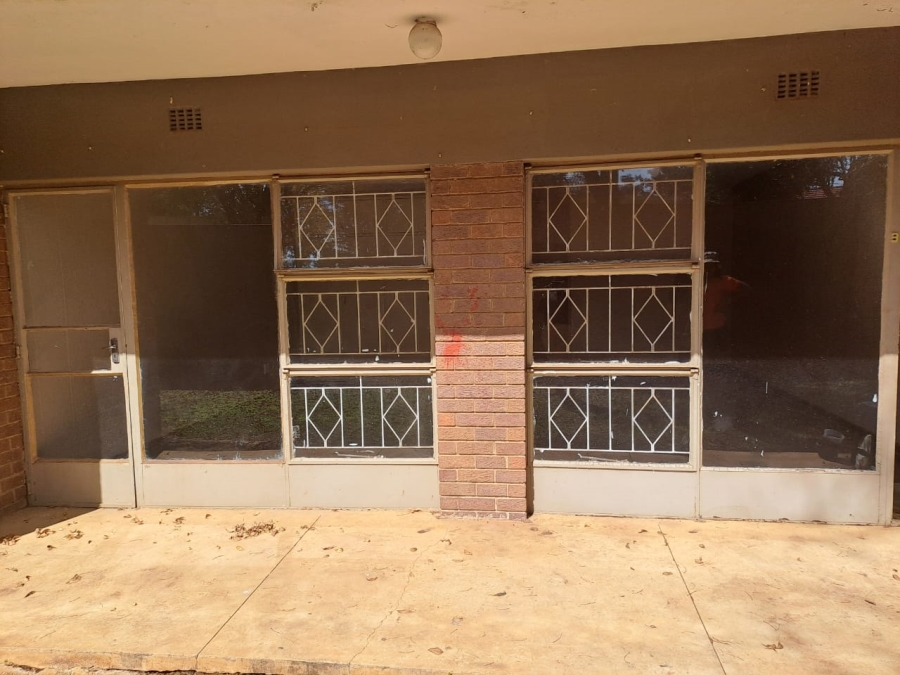 1 Bedroom Property for Sale in Windsor East Gauteng
