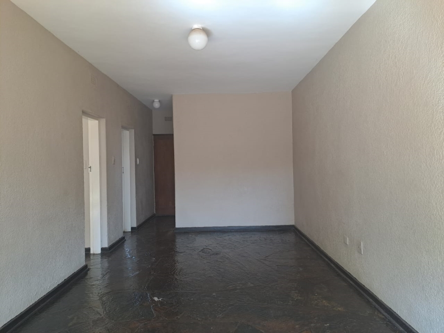 1 Bedroom Property for Sale in Windsor East Gauteng