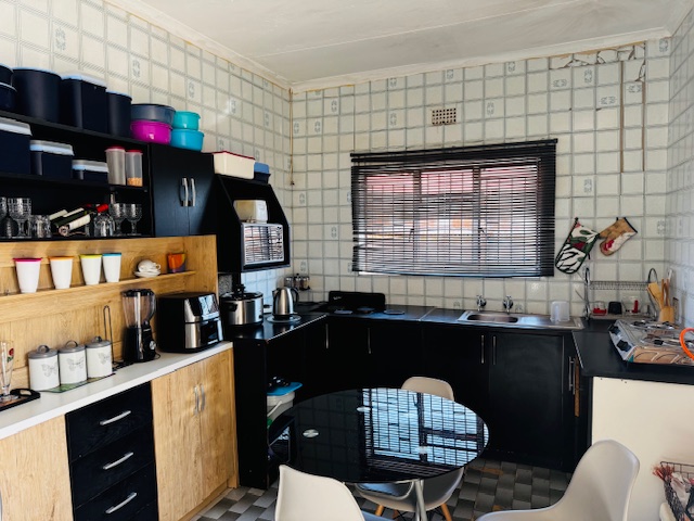 2 Bedroom Property for Sale in Kenilworth Gauteng