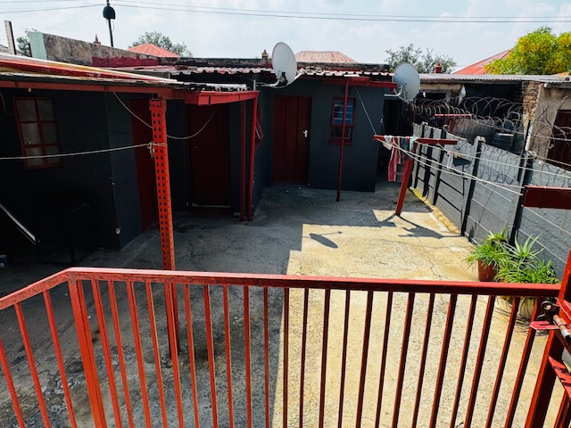 2 Bedroom Property for Sale in Kenilworth Gauteng