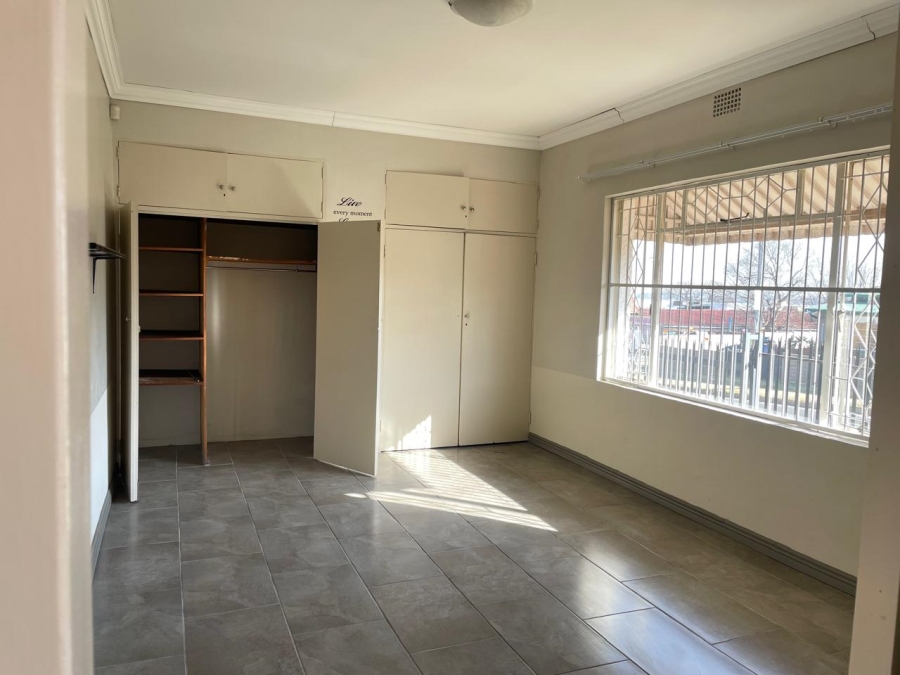 To Let 2 Bedroom Property for Rent in Delarey Gauteng