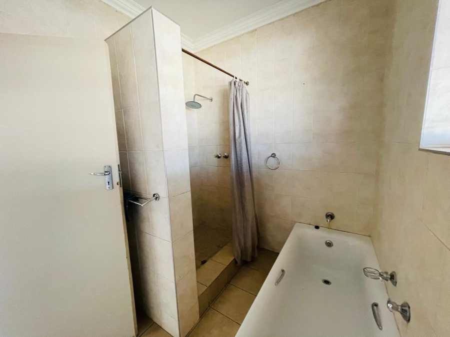 To Let 2 Bedroom Property for Rent in Delarey Gauteng