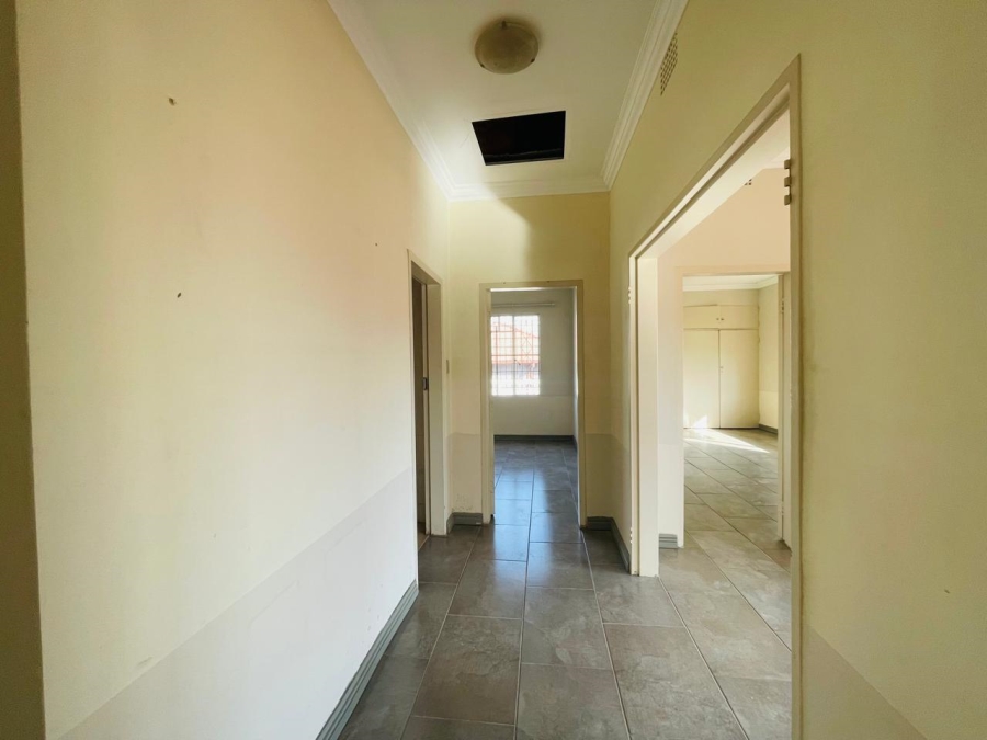 To Let 2 Bedroom Property for Rent in Delarey Gauteng