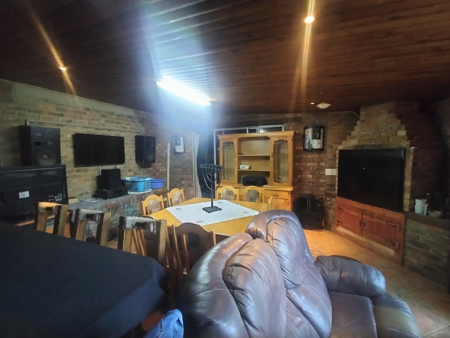 3 Bedroom Property for Sale in Florauna Gauteng