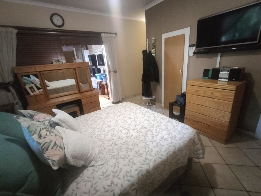 3 Bedroom Property for Sale in Florauna Gauteng