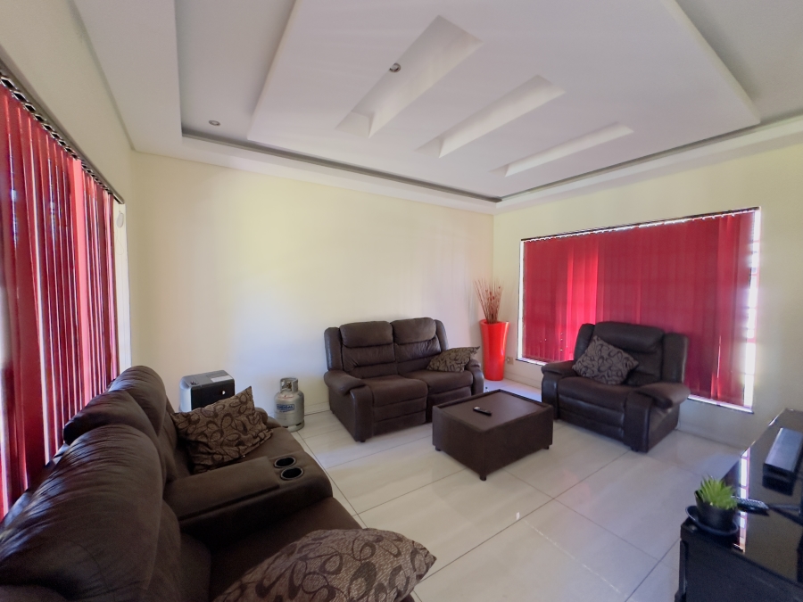 3 Bedroom Property for Sale in Verwoerdpark Gauteng