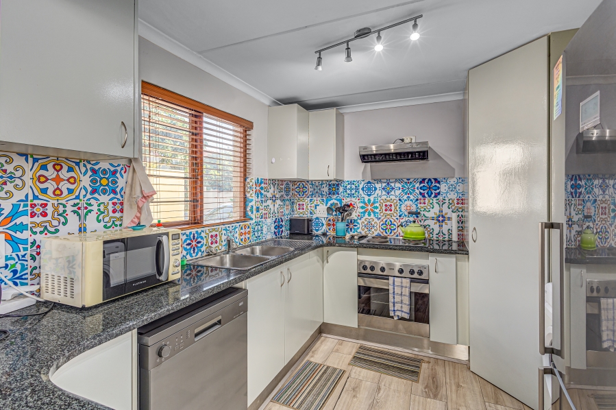 3 Bedroom Property for Sale in Barbeque Downs Gauteng