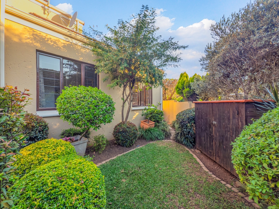 3 Bedroom Property for Sale in Barbeque Downs Gauteng