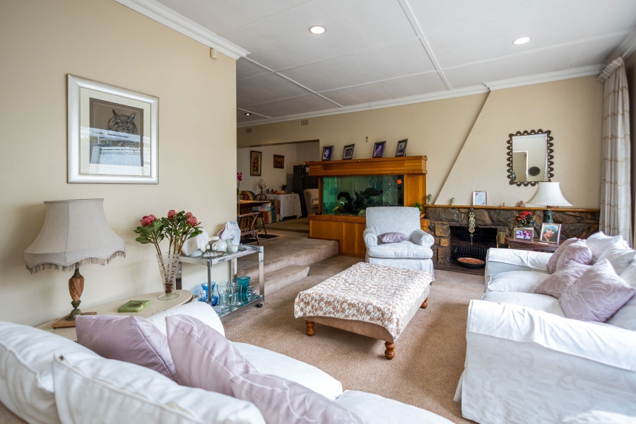 3 Bedroom Property for Sale in Mondeor Gauteng