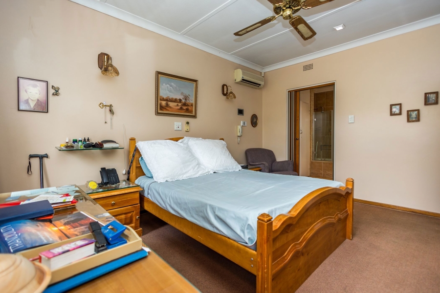 3 Bedroom Property for Sale in Mondeor Gauteng
