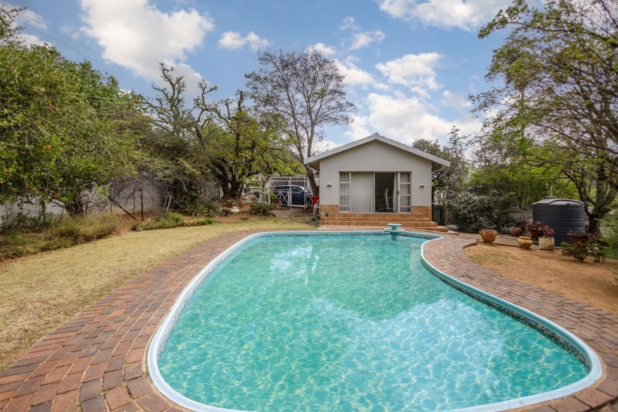 3 Bedroom Property for Sale in Mondeor Gauteng