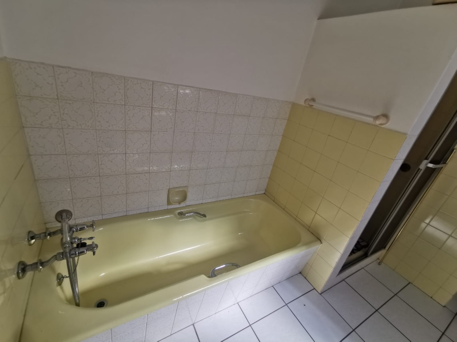 4 Bedroom Property for Sale in South Crest Gauteng