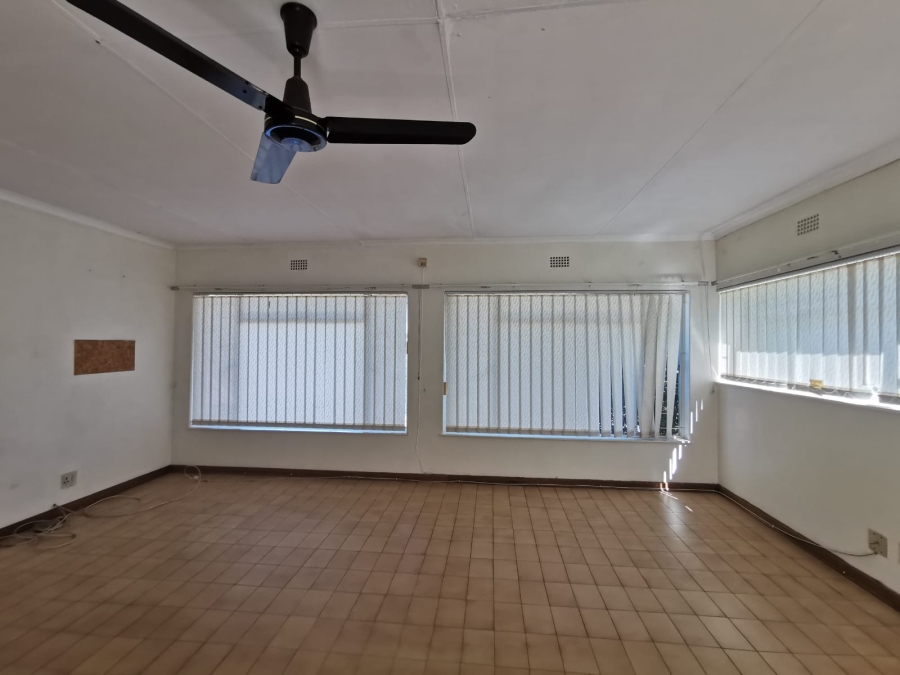 4 Bedroom Property for Sale in South Crest Gauteng