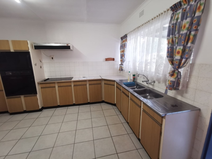 4 Bedroom Property for Sale in South Crest Gauteng