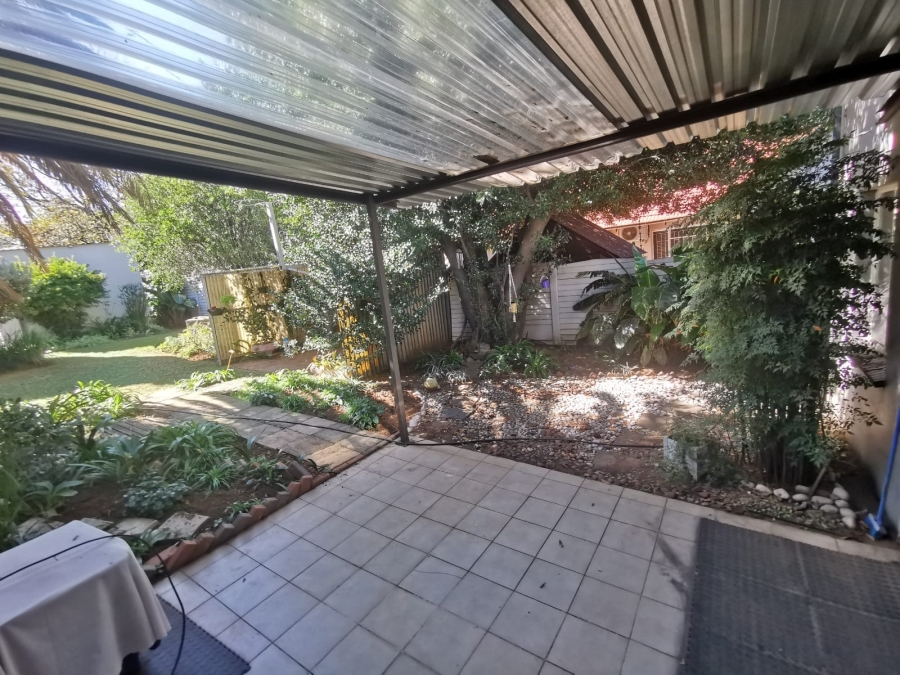 4 Bedroom Property for Sale in South Crest Gauteng