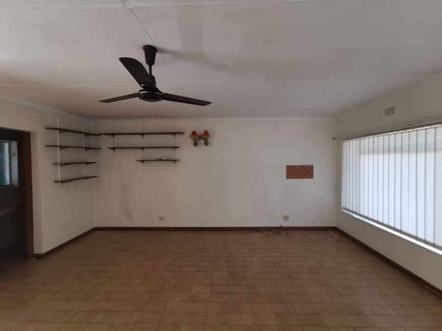 4 Bedroom Property for Sale in South Crest Gauteng