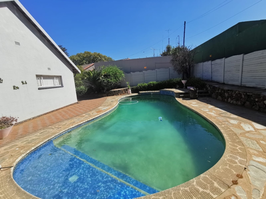 4 Bedroom Property for Sale in South Crest Gauteng