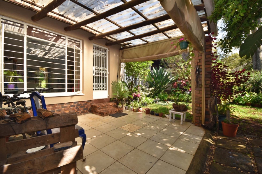 2 Bedroom Property for Sale in Sonneglans Gauteng